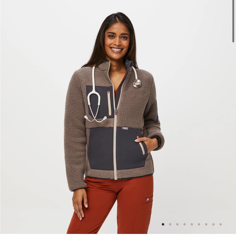 NWOT FIGS On Shift Sherpa Fleece Jacket